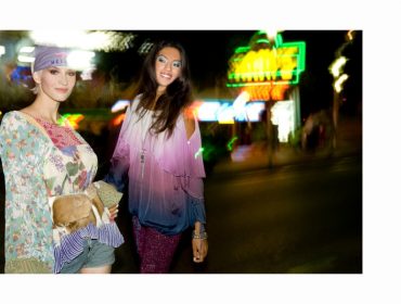 Die nacht zum tage machen