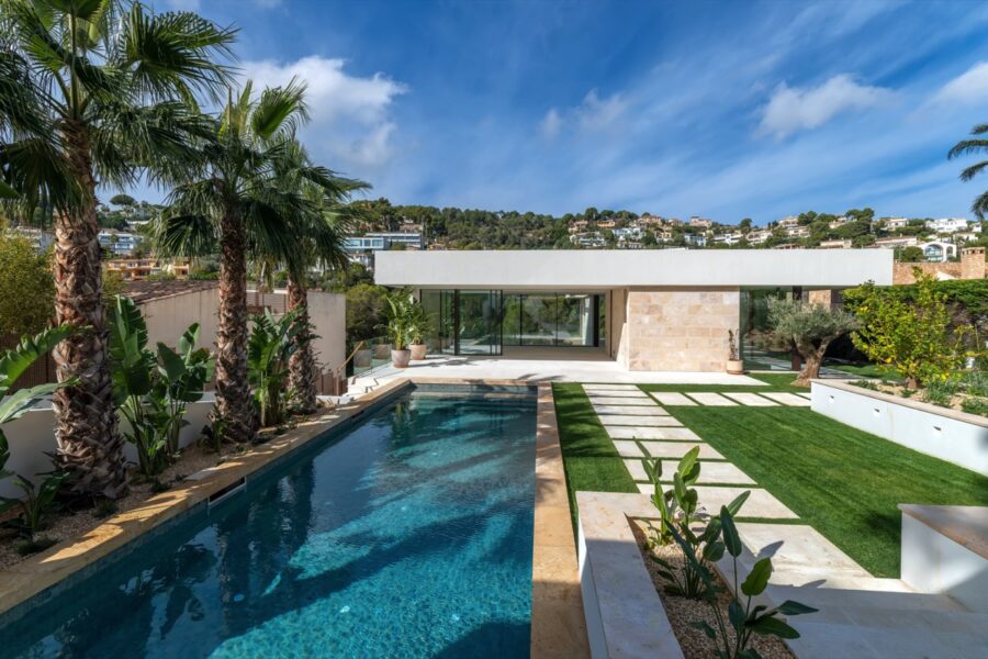 Villa for sale in clos to Portals