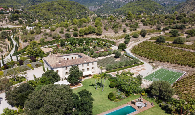 Living Blue Mallorca - Finca Country Estate Puigpunyent from Living Magazine 155th