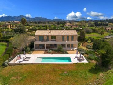 Finca for sale in Alcúdia ABC-107204