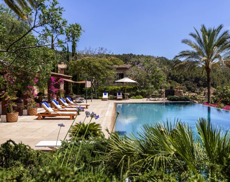 Finca for sale in Esporles ABC-101804