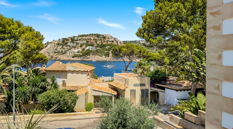 Villa for sale in Port Andratx ABC-101795
