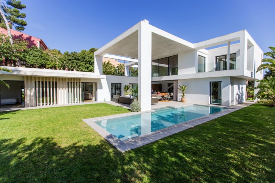 Villa for sale in Santa Ponsa ABC-101325