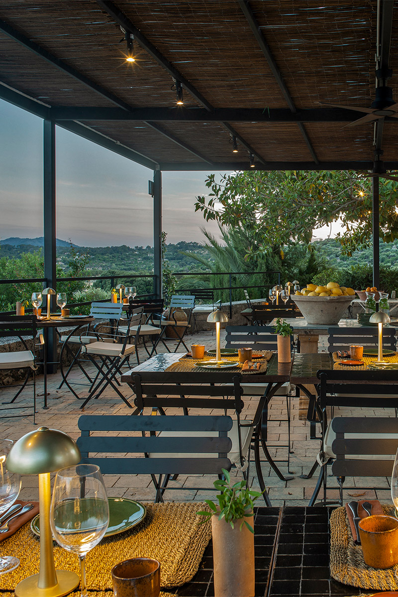 Singular Restaurant