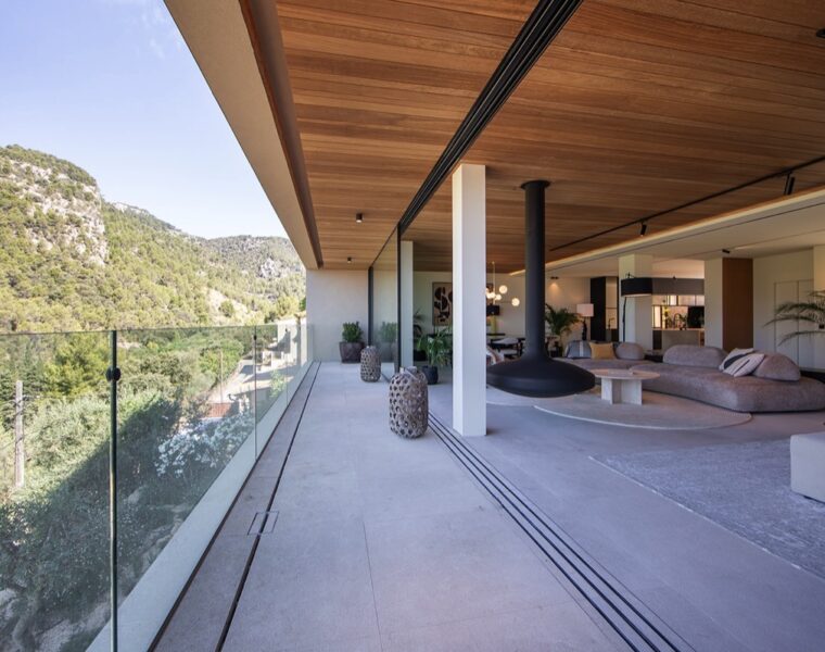 Villa for sale in Alaró