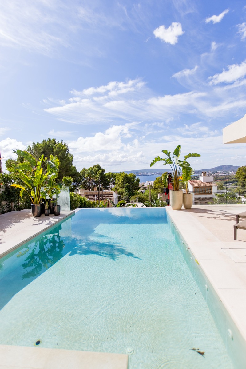 Villa for sale in Portals Nous