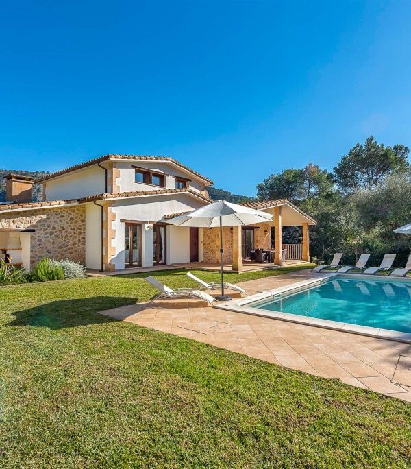 Villa for sale in Son Toni