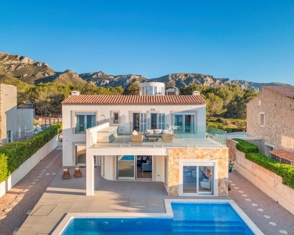 Contemporary villa with panoramic sea views for sale in betlem, arta
