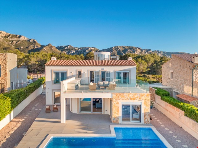 Contemporary villa with panoramic sea views for sale in betlem, arta