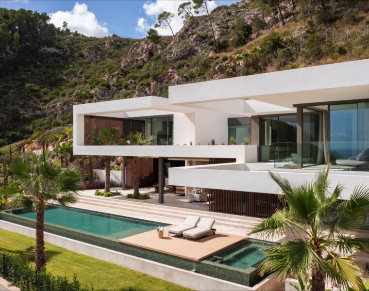 Villa for sale in Son Vida ABC-10073