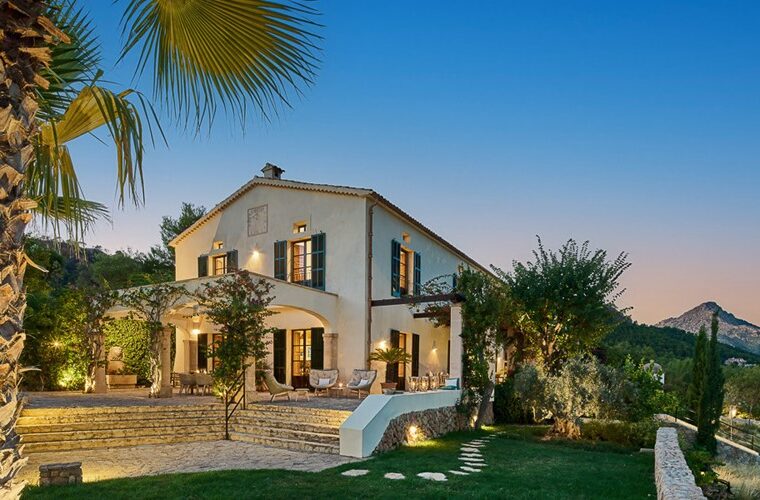 Historic luxury finca for sale in calvià with pool, guest house and mountain views