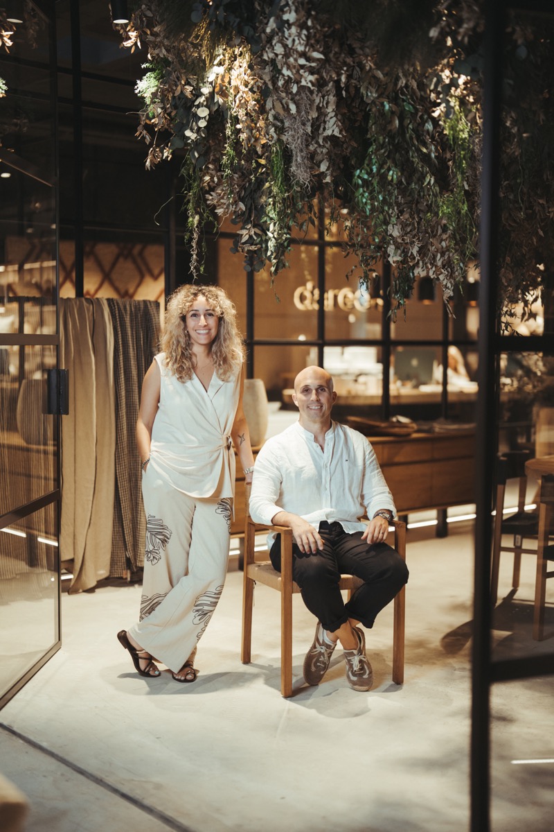 Dioh!, dareels & diho contract