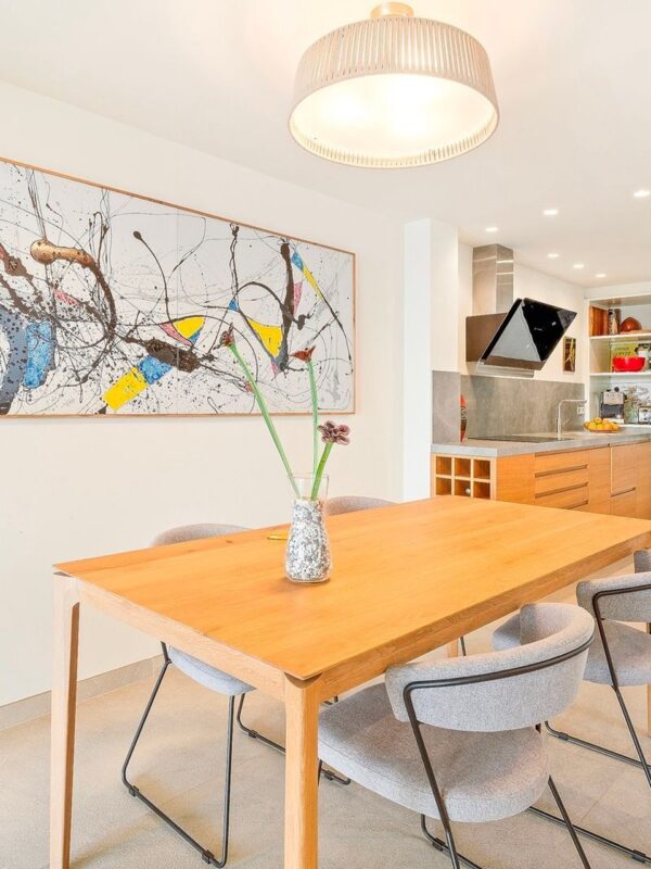 Three-bedroom penthouse for sale with terrace and sea views in palma